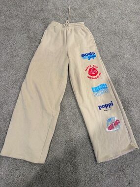 Poppi Beige Graphic Kids Sweatpants